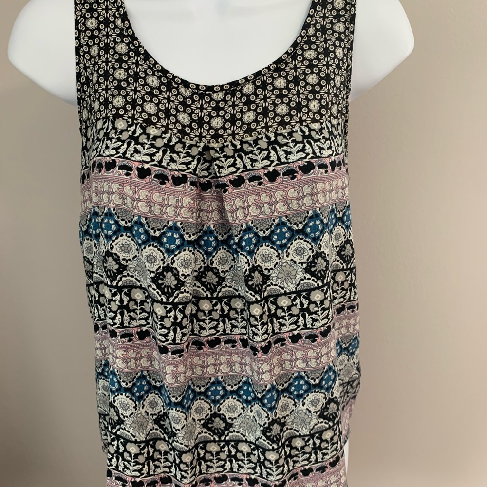 Cozy Casual Print Tank - Picture 1 of 16